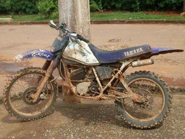 Moto de trilha usada barata